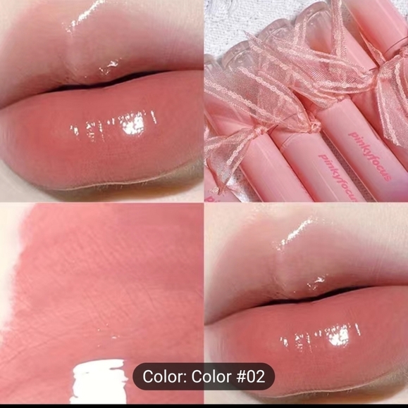 Other - Lip Volumizing Lip Plumper Color 02 color shown hp🔥🔥🔥🔥